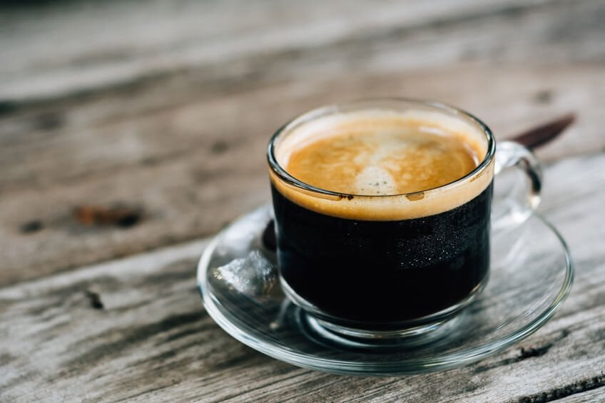 Was ist ein Kaffee Americano? Original Zubereitung | roastmarket Magazin