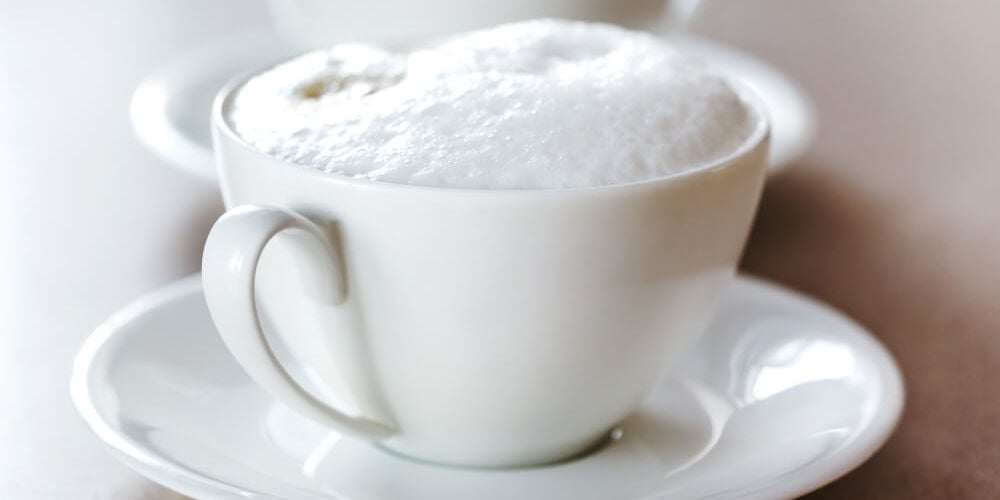 Perfekten Milchschaum ganz einfach zubereiten | roastmarket Magazin