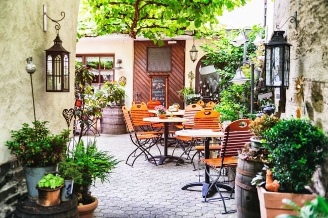 Hinterhof Café Kaffee in Italien