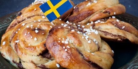 schwedische Fika Kranzbrötchen Flagge
