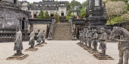 Vietnam Unesco welterbe statuen