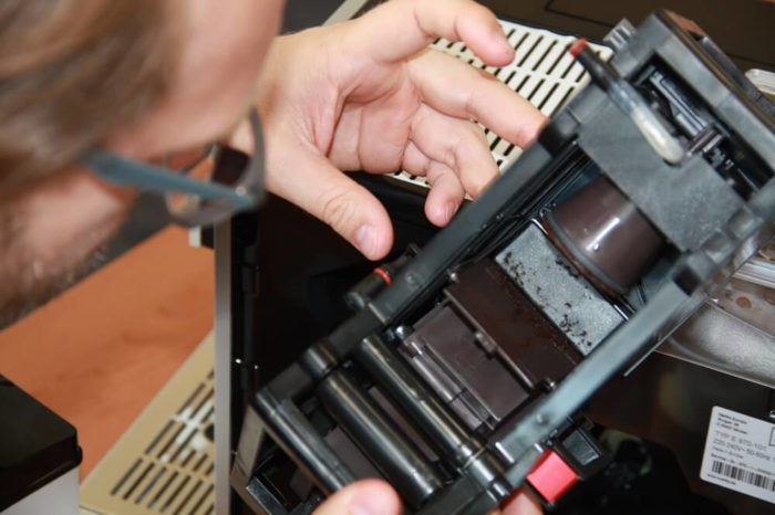 Melitta Caffeo CI entnommene Bruehgruppe reinigen