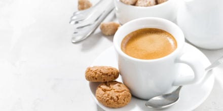 Kekse mit Kaffee